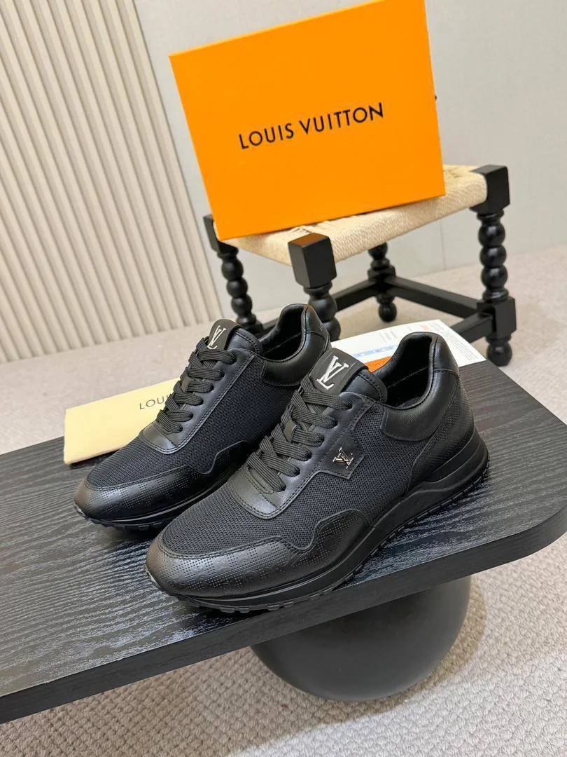 Кроссовки LOUIS VUITTON — фото 2
