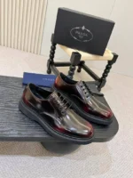 Мужские дерби Prada бордового цвета, артикул 348345