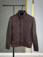 Мужская куртка Brioni коричневого цвета, артикул 348396