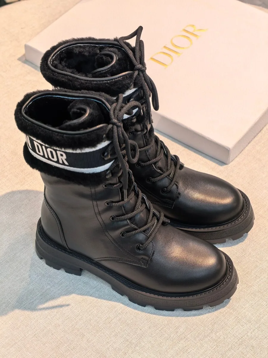 348793_1 Женские ботинки Dior чёрного цвета, артикул 348793