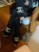 Женский спортивный костюм Chanel чёрного цвета, артикул 348444 — фото 4