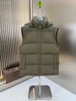 Мужская безрукавка Burberry цвета хаки, артикул 348626 — фото 2