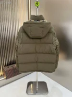 Мужская безрукавка Burberry цвета хаки, артикул 348626 — фото 3