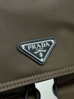 Мужской рюкзак Prada цвета хаки, артикул 348743 — фото 4