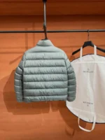 Мужская куртка Moncler серого цвета, артикул 348707 — фото 2