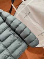 Мужская куртка Moncler серого цвета, артикул 348707 — фото 3
