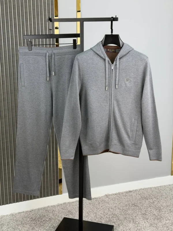 Спортивный костюм LORO PIANA