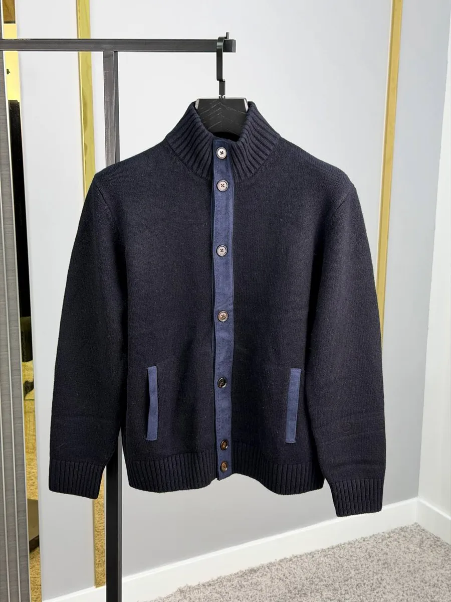 348877_1 Мужской кардиган Brunello Cucinelli чёрного цвета, артикул 348877