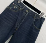 Женские джинсы Prada тёмно-синего цвета, артикул 348440 — фото 3